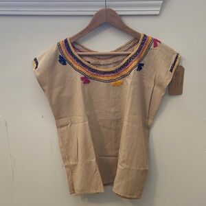 Traditional Mexican blusa-regina Oaxaca, handsewn and embroidered